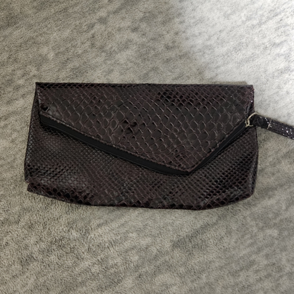 Brown/purple Clutch